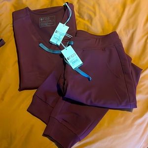 Figs Zamora 2.0 jogger M and Catarina one pocket M